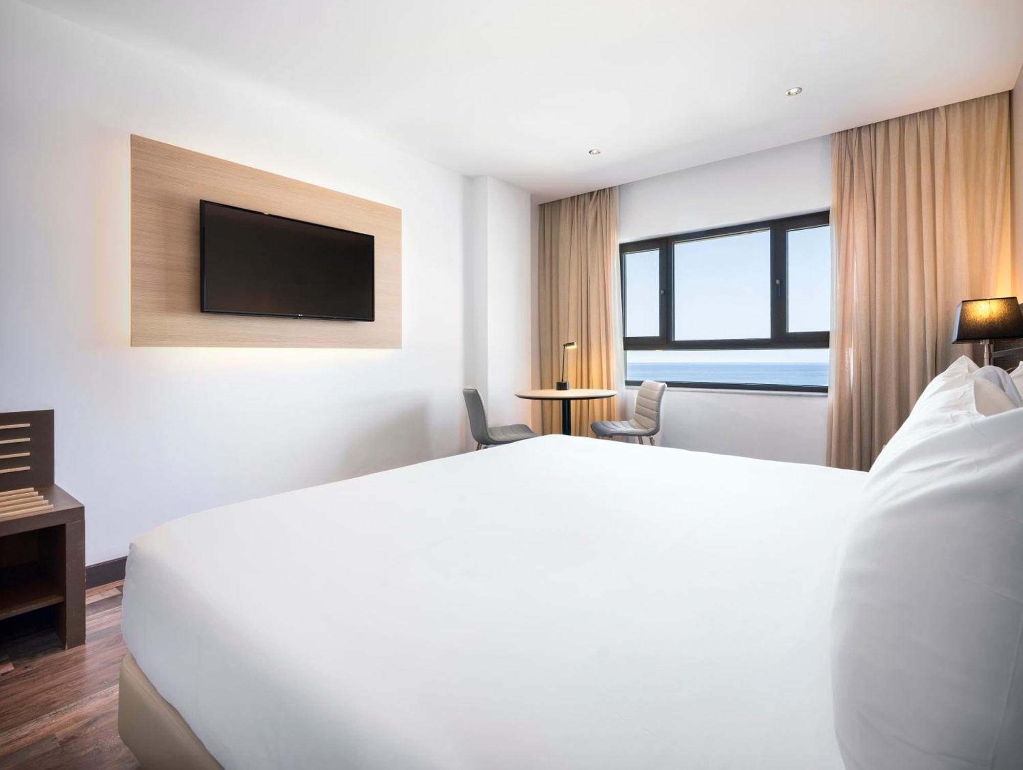 Hotel Cadiz Paseo Del Mar, Affiliated By Melia Exterior photo