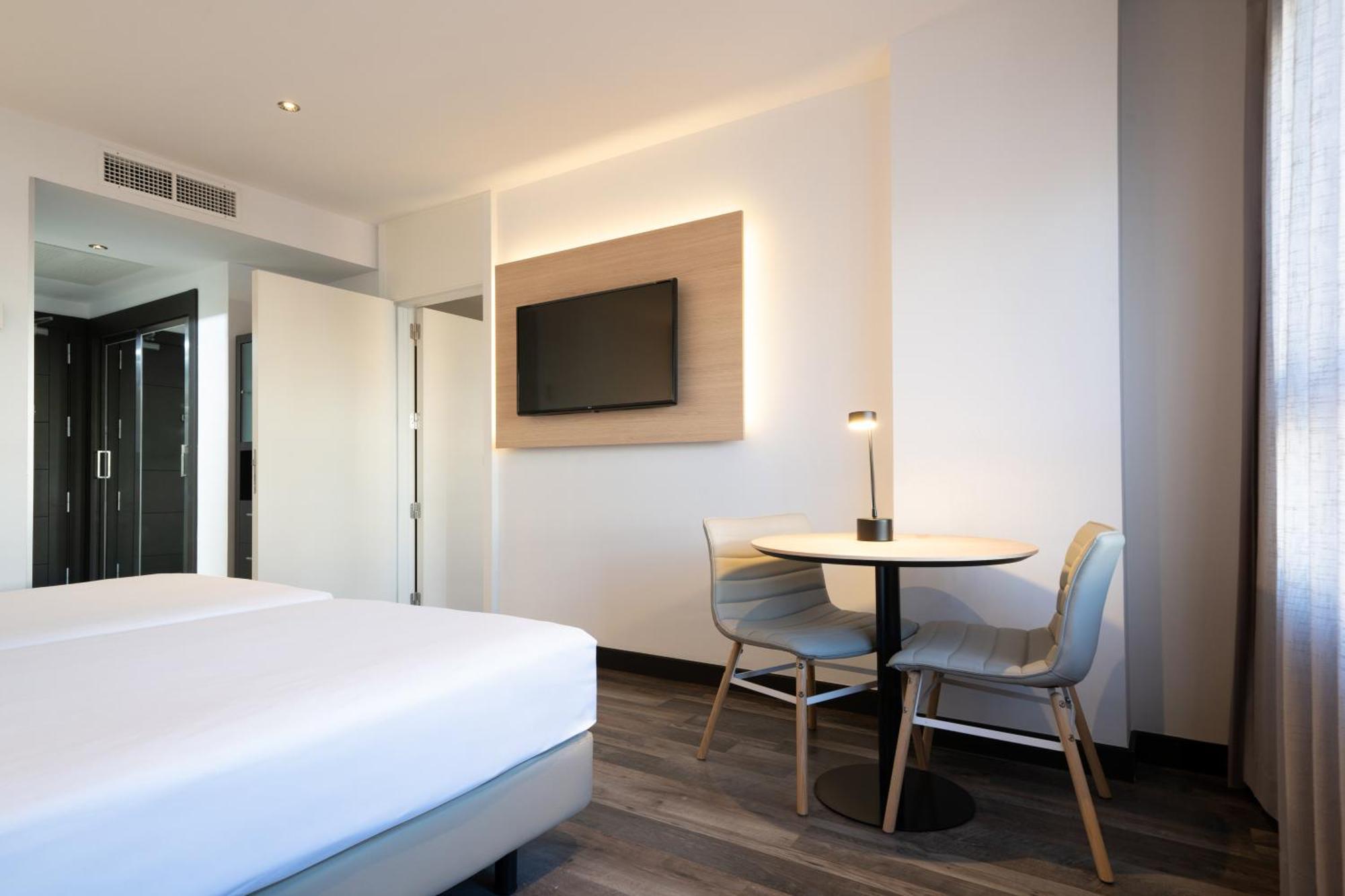 Hotel Cadiz Paseo Del Mar, Affiliated By Melia Exterior photo