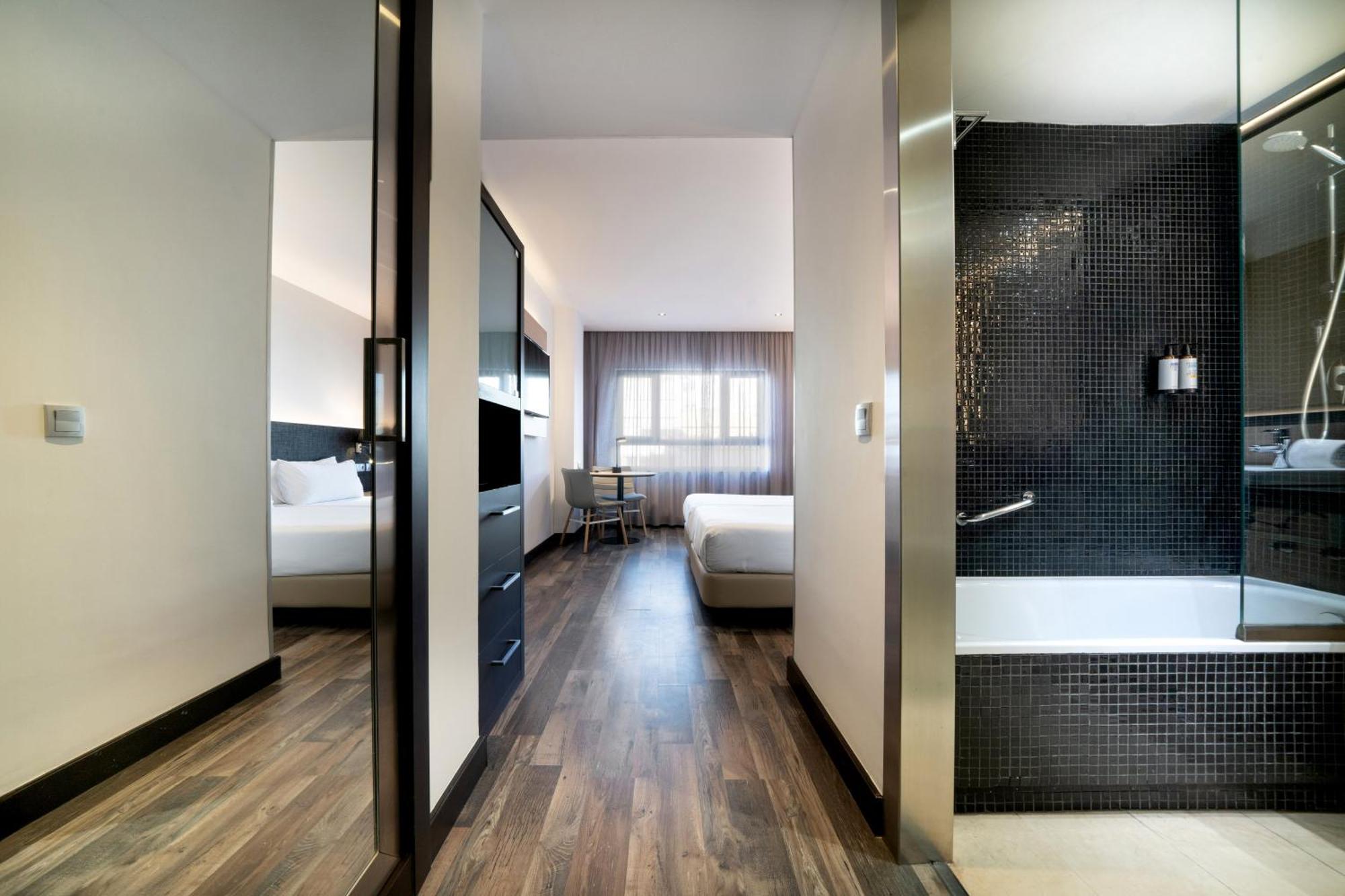Hotel Cadiz Paseo Del Mar, Affiliated By Melia Exterior photo