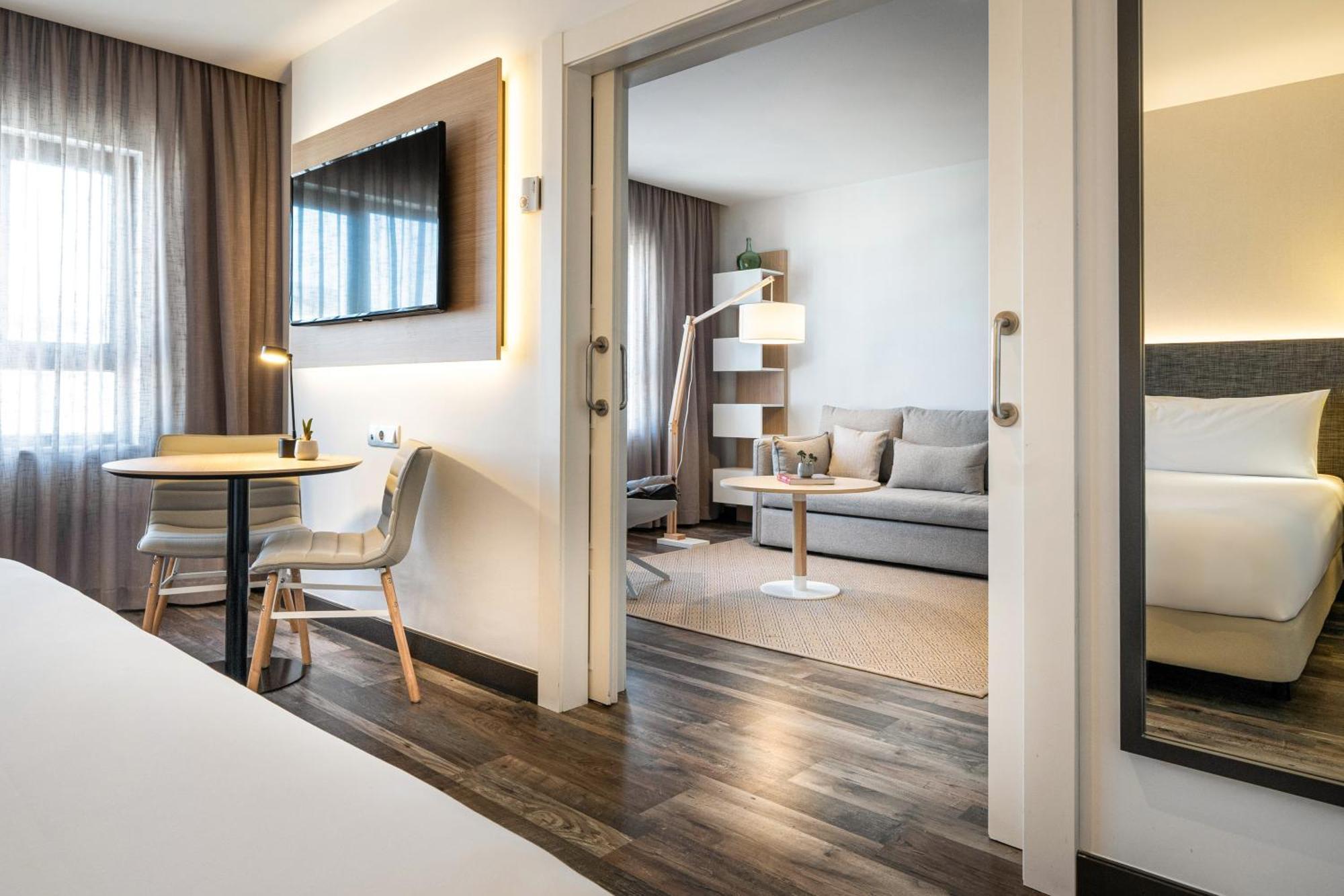 Hotel Cadiz Paseo Del Mar, Affiliated By Melia Exterior photo