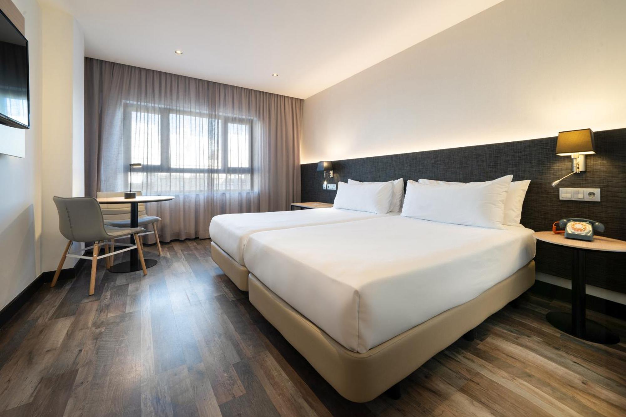 Hotel Cadiz Paseo Del Mar, Affiliated By Melia Exterior photo